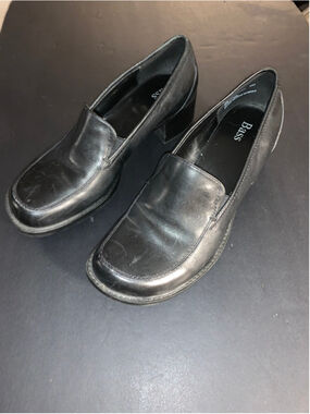 Women's Bass Black Leather Loafers Size 8m